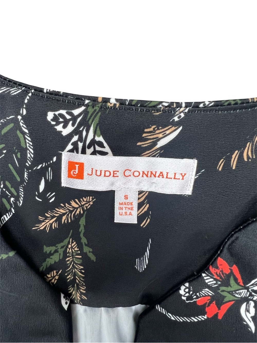KERRY DRESS by JUDE CONNALLY in black floral pattern 3/4 length slv v-neck SMALL - Picture 5 of 10